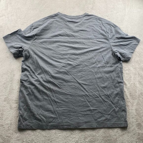 Duluth Trading Co. Men T-Shirt XL V-Neck Pullover Casual Pocket Tee Gray Classic - Picture 9 of 9